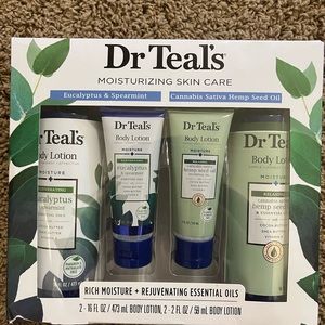 Dr. Teal’s Moisturizing skincare set